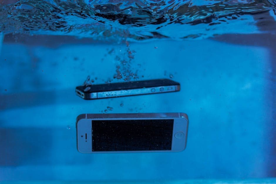Marketing o Realtà? "Cosa significa davvero 'Resistente all'acqua IP68'? Spoiler: non portarlo in mare."